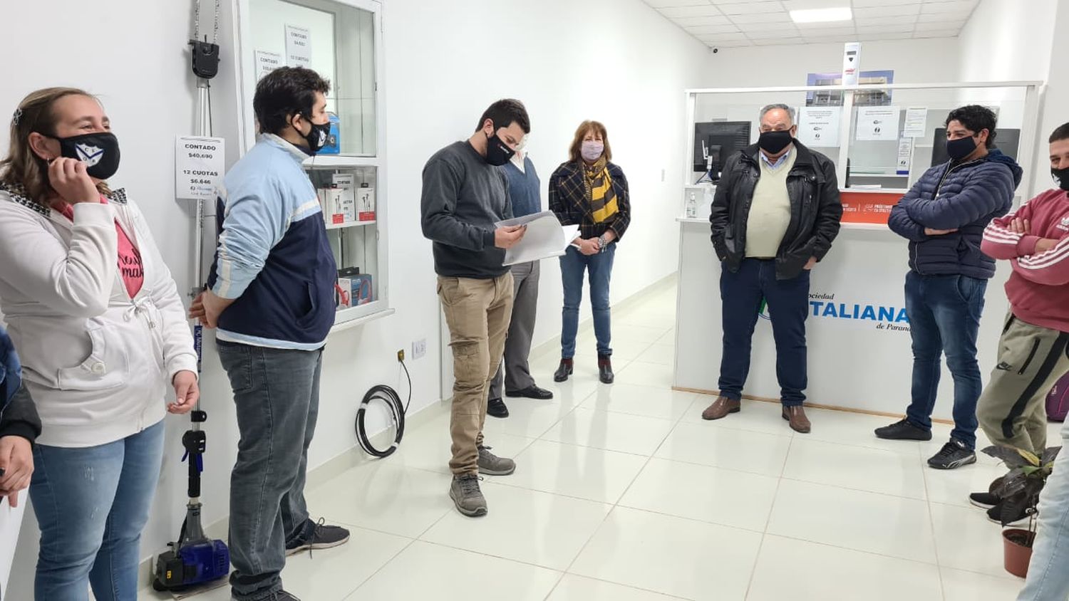 El Club Sportivo General Racedo recibió indumentaria deportiva