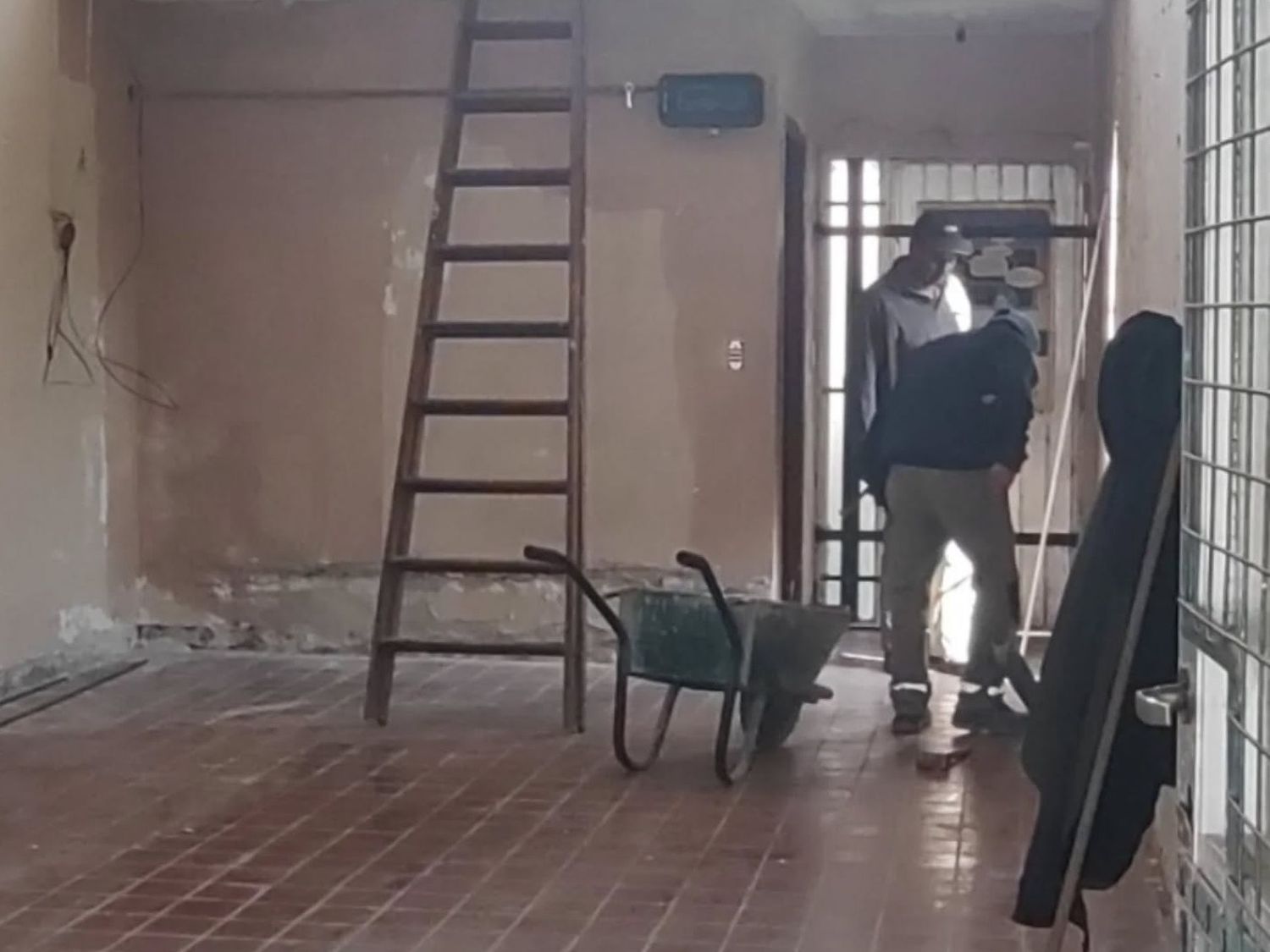 Inician los trabajos en el edificio ofrecido por el municipio para que Anses se quede en Firmat