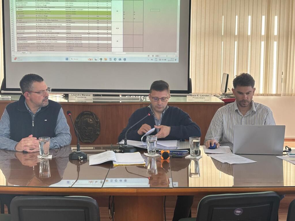 Funcionarios municipales brindaron detalles del Plan de 200 cuadras de pavimento