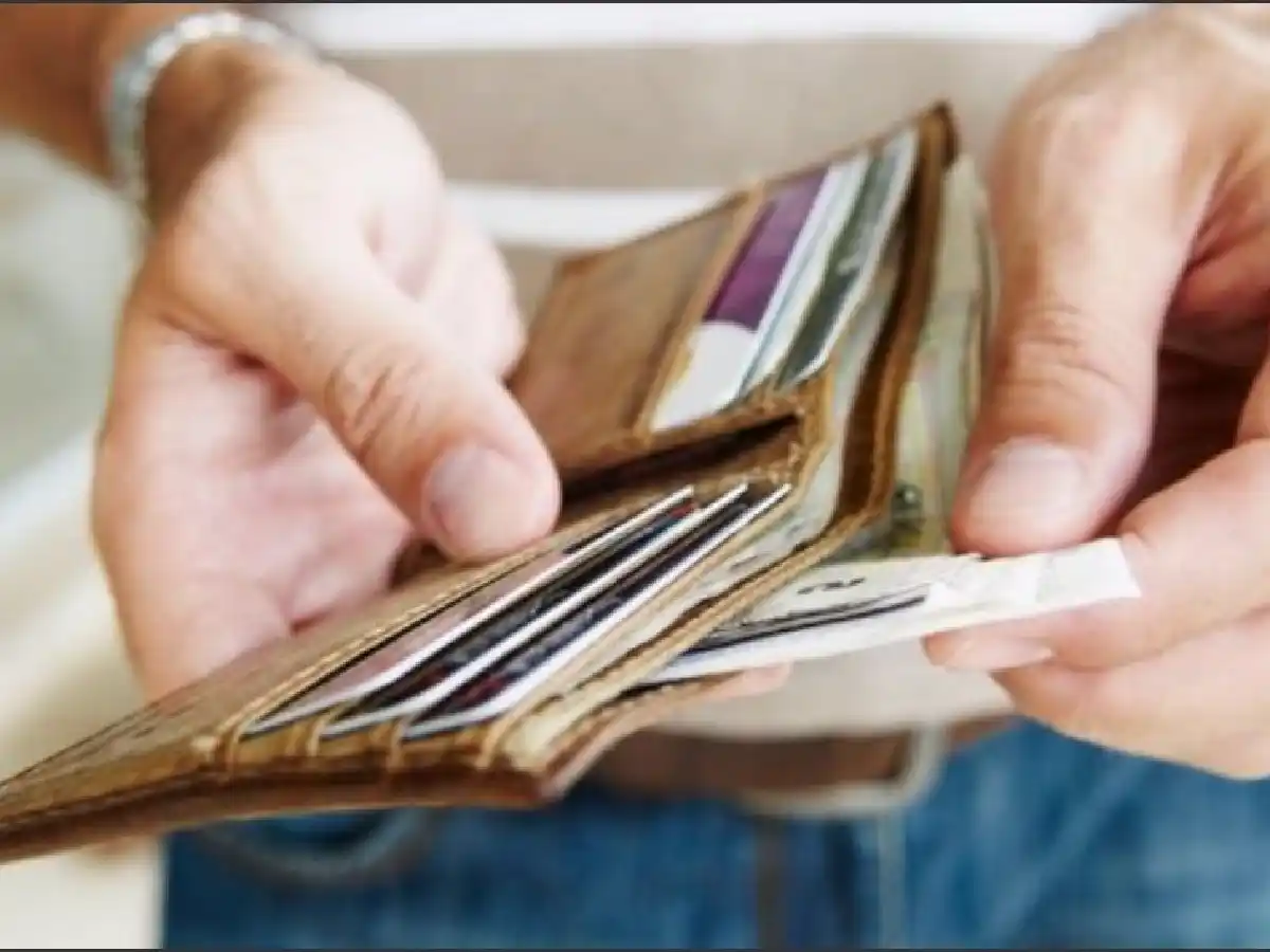 El salario ya registra la peor caída desde 2002