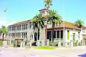 Escándalo en la Escuela Normal de Victoria