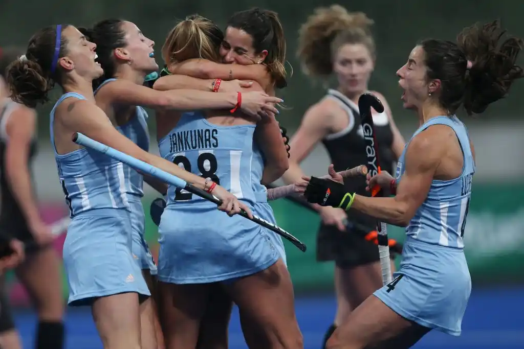 Las Leonas se consagró vapuleando a Canadá