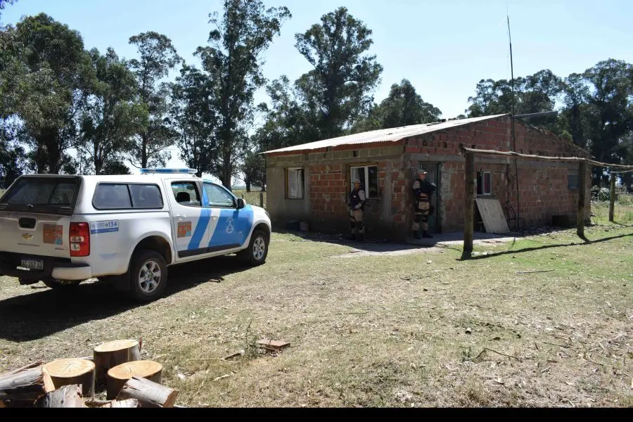 Prefectura detuvo a un hombre y secuestró armas de fuego