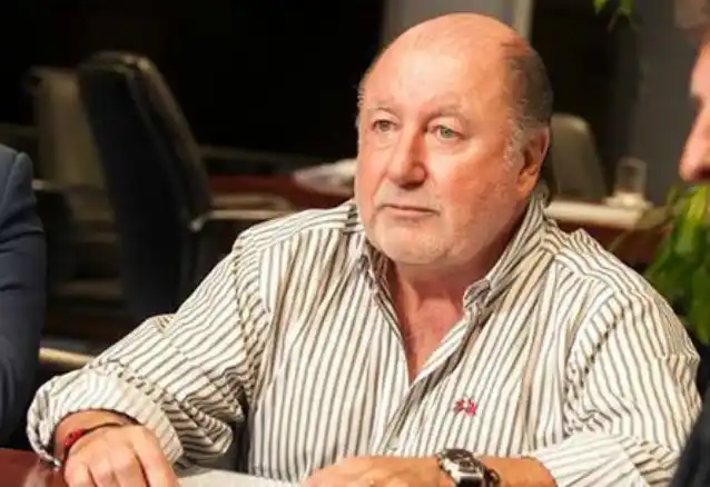 Busti coincidió con Massa que es De la Sota el hombre para liderar el PJ