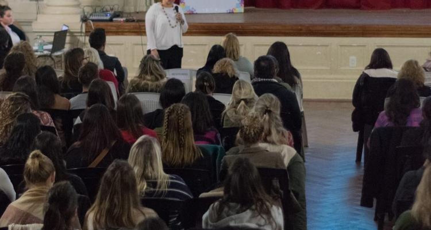 Más de 200 participantes en la primera jornada sobre autismo