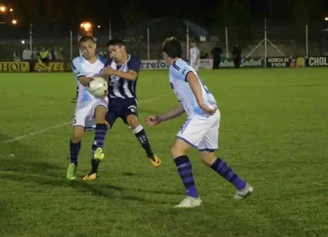Deportivo empató en Victoria y se metió a semifinales de la Copa Entre Ríos