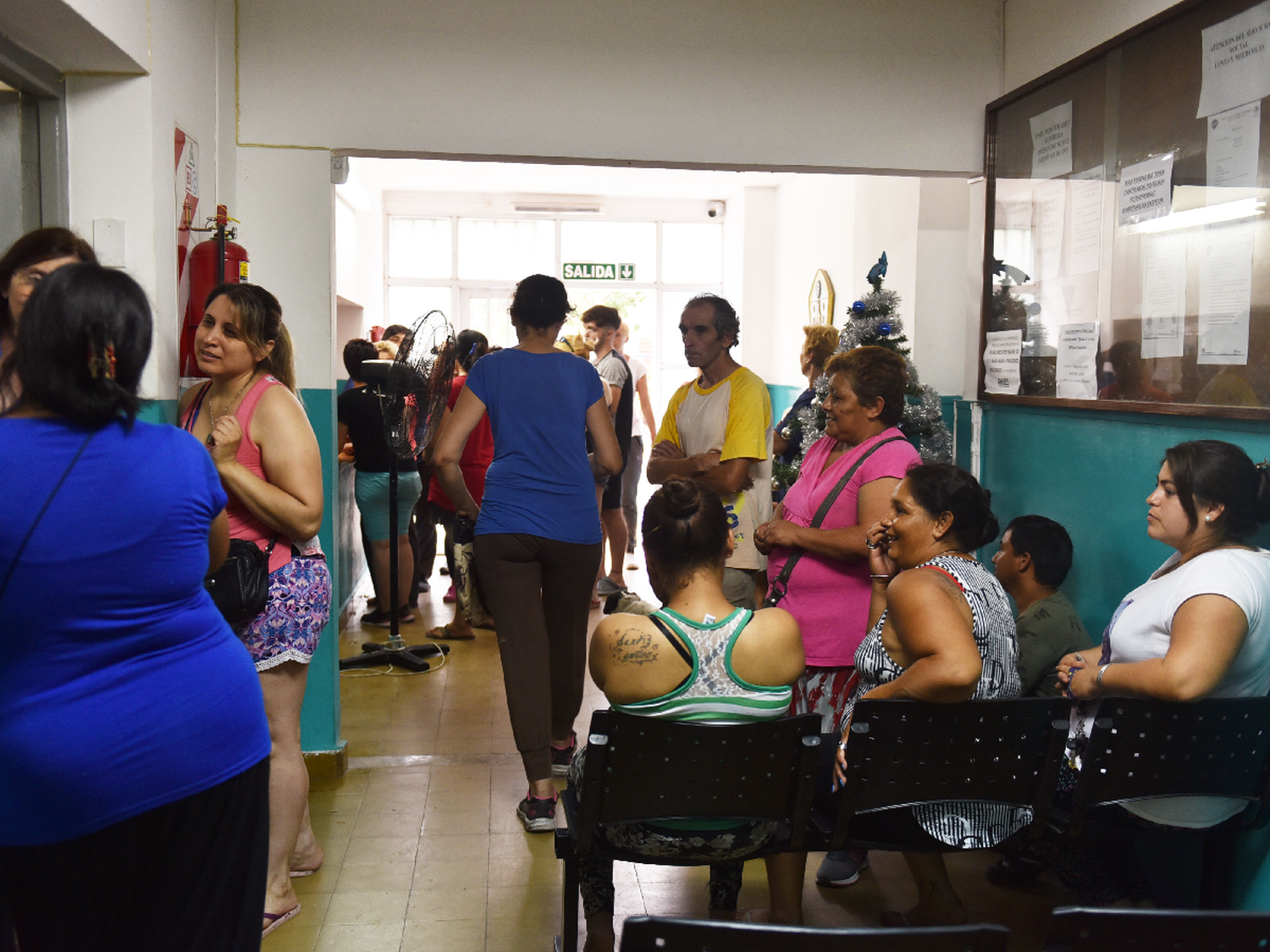 Desarrollo Social estiró su horario para atender a los vecinos afectados por el feroz temporal