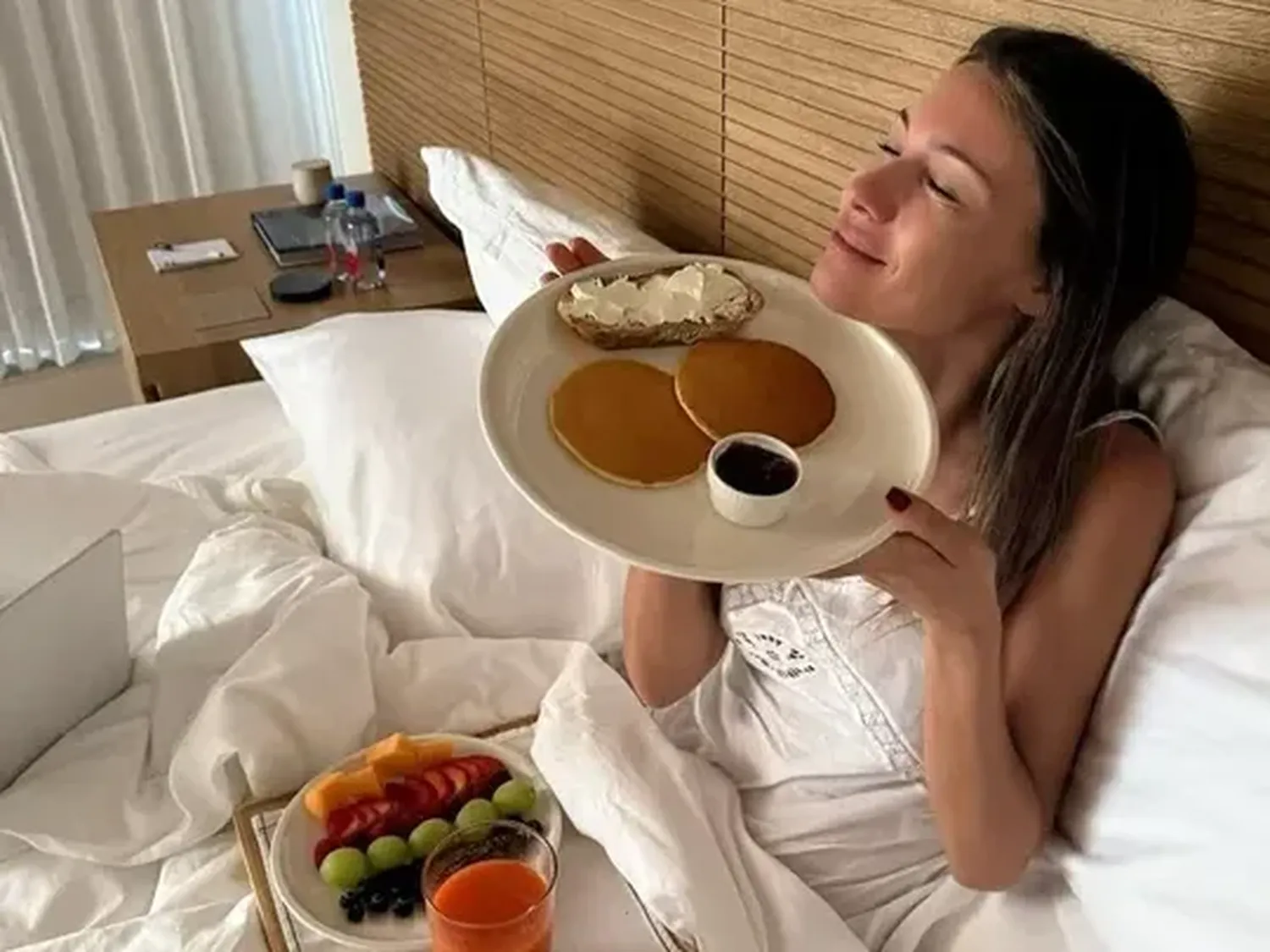 pampita1
