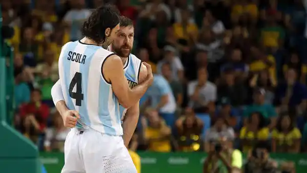 Básquetbol: Argentina le ganó un clásico infartante a Brasil