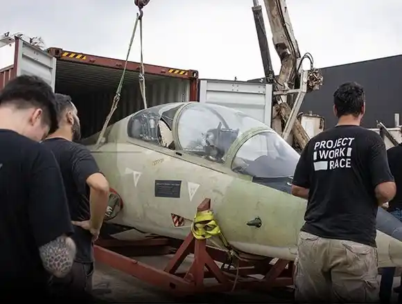 Repatriación del Aermacchi MC339 (4-A-115) aeronave utilizada en la Guerra de Malvinas