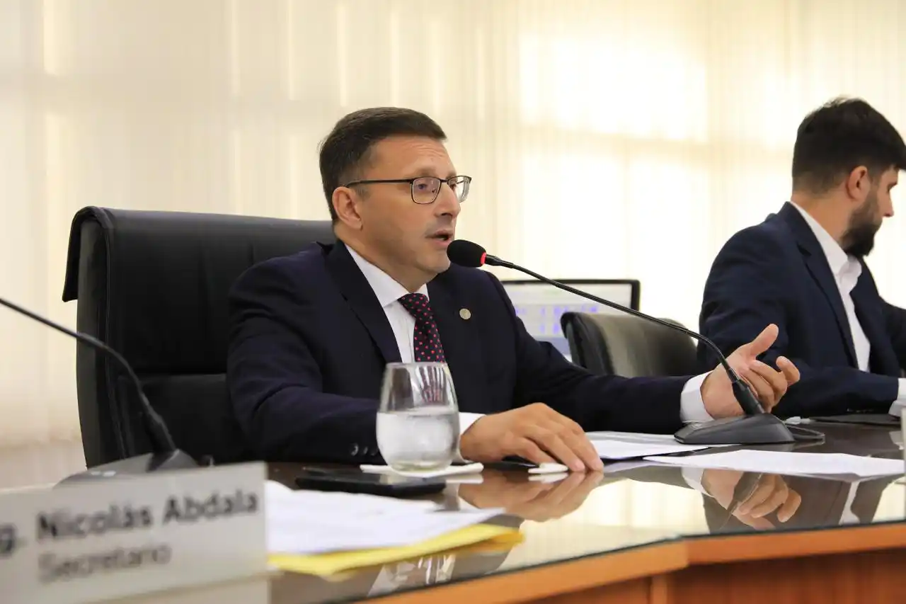 Mársico sobre el episodio en el debate: "No voy a dejar que un candidato improvisado como Dellasanta venga a mentir"