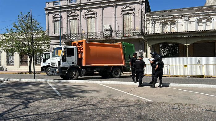 ranchada recova ripamonti limpieza ex almacenes viejos centro rafaela recolector de basura pdi policia - 2