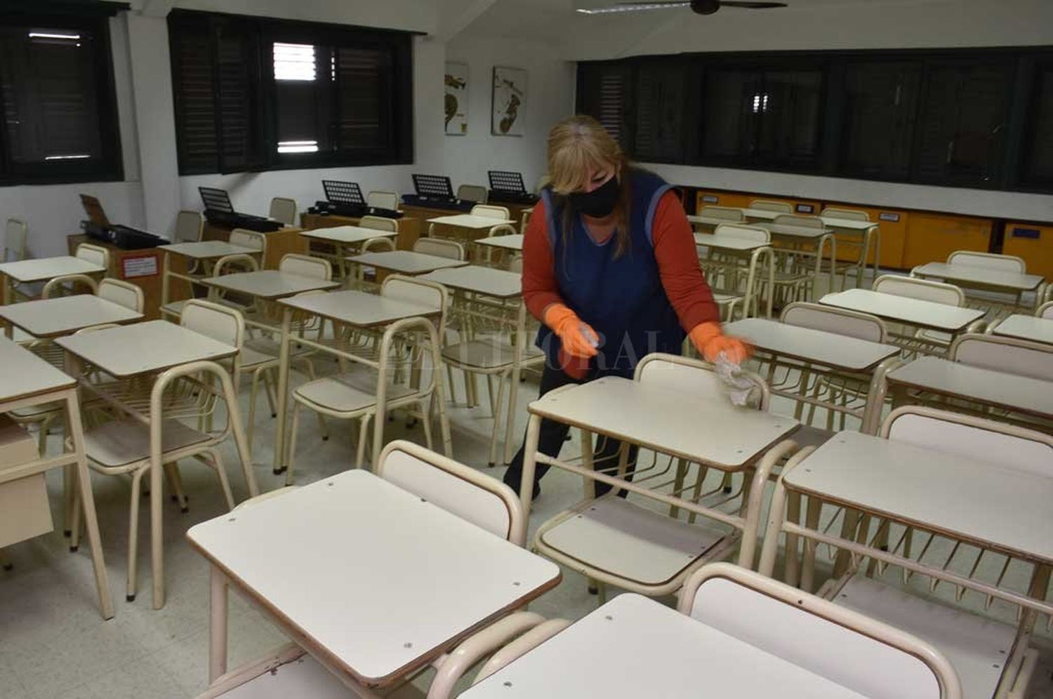 Regreso a las aulas: Entre los riesgos sanitarios y la discusión salarial