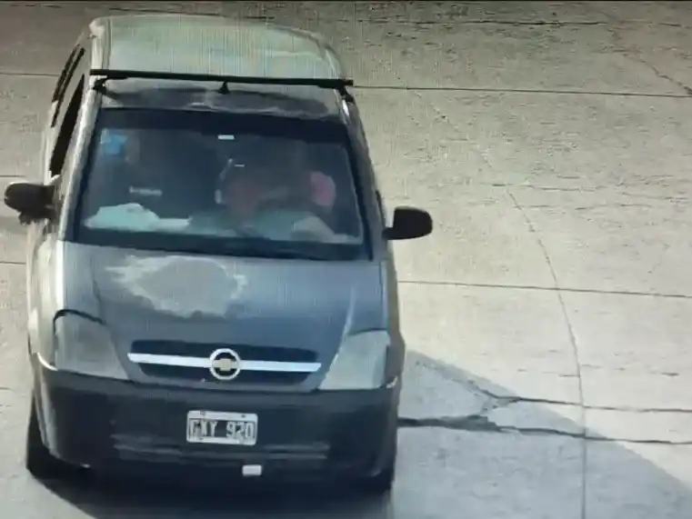 Tragedia en Villa Elvira. El conductor de la Chevrolet Meriva se entregó a la Justicia.