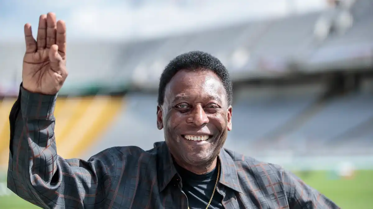 Pelé evoluciona favorablemente y tendría el alta médica en los próximos días