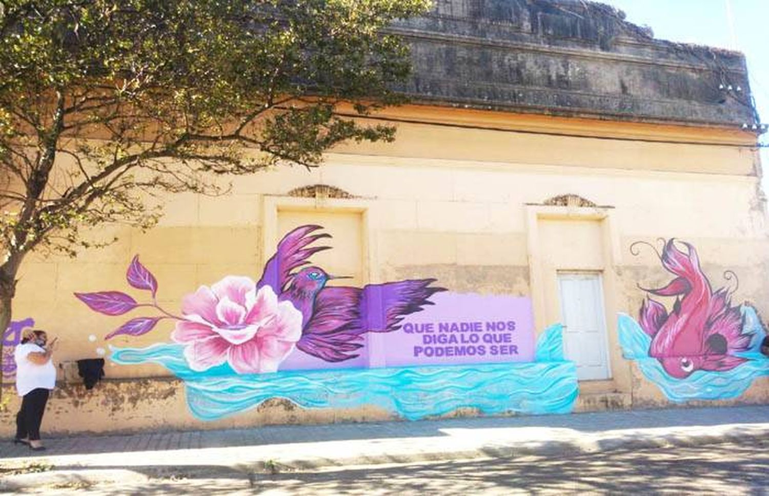 Se pintaron murales por  los derechos de las mujeres