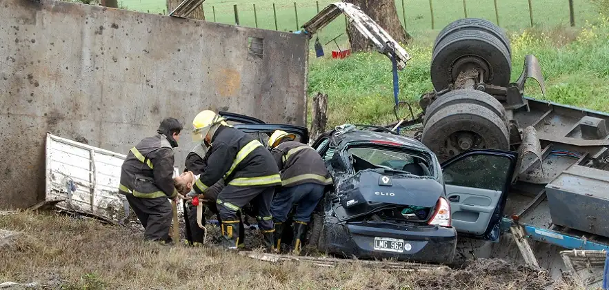Dos accidentes, un mismo lugar y con pocas horas de diferencia sobre la Autovía 14