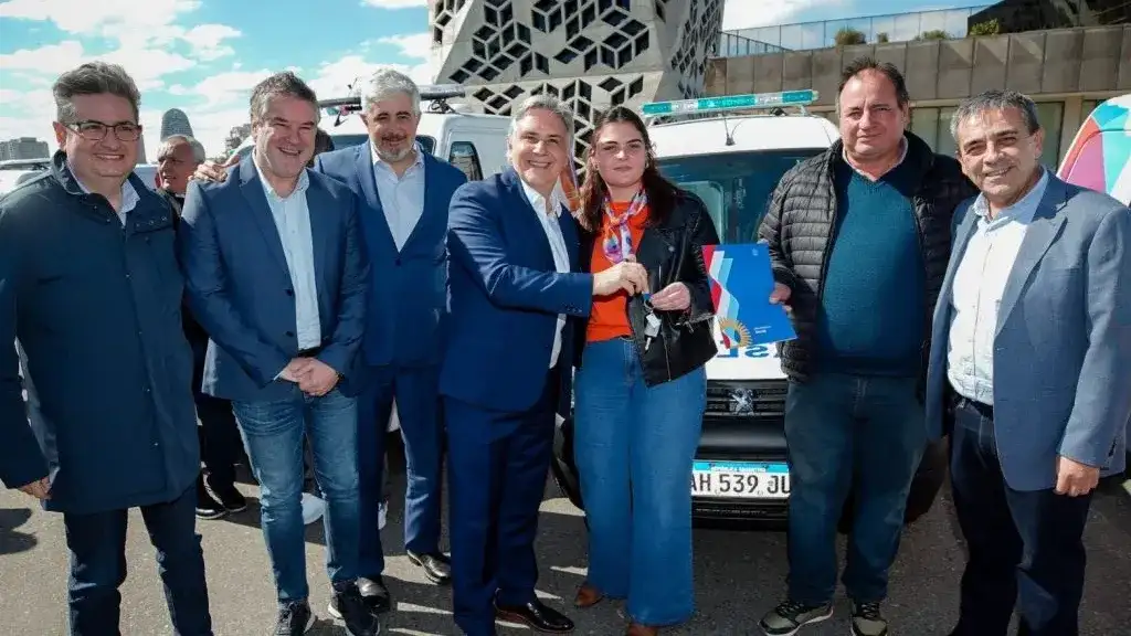 La Provincia entregó ambulancias a 4 localidades de San Justo