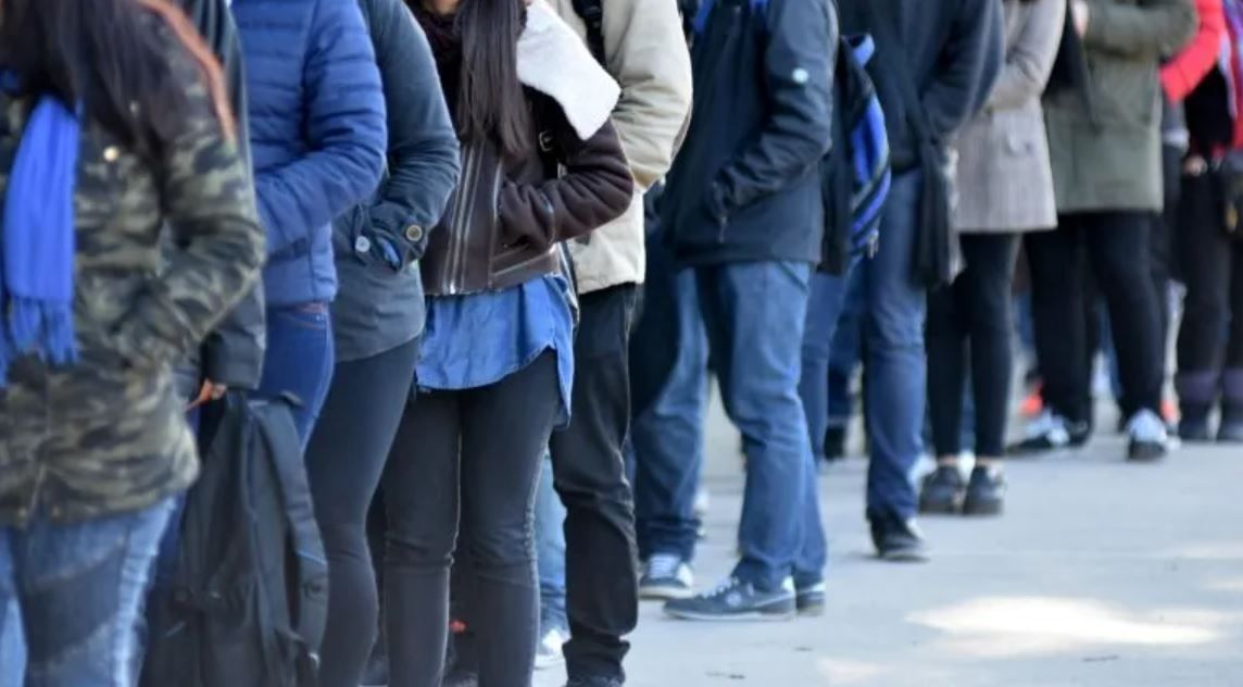 La desocupación se convirtió en la principal preocupación de la sociedad, según una encuesta