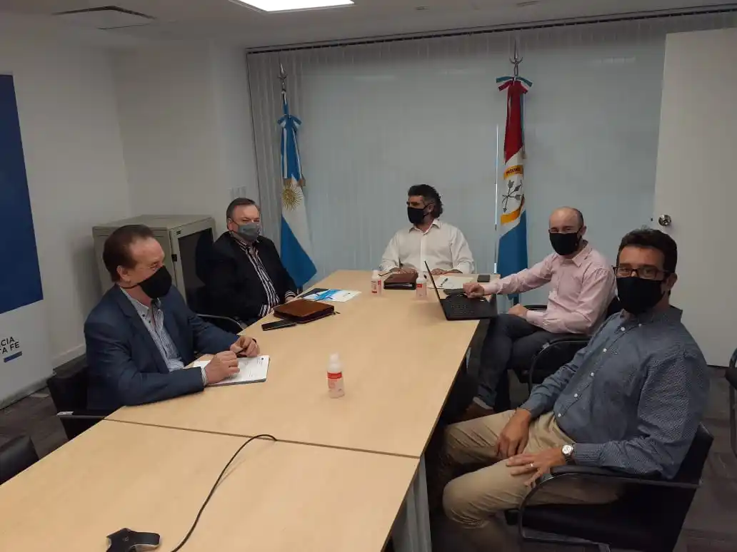 El Senador Michlig gestionó obras eléctricas y ayuda social para el Dpto. San Cristóbal