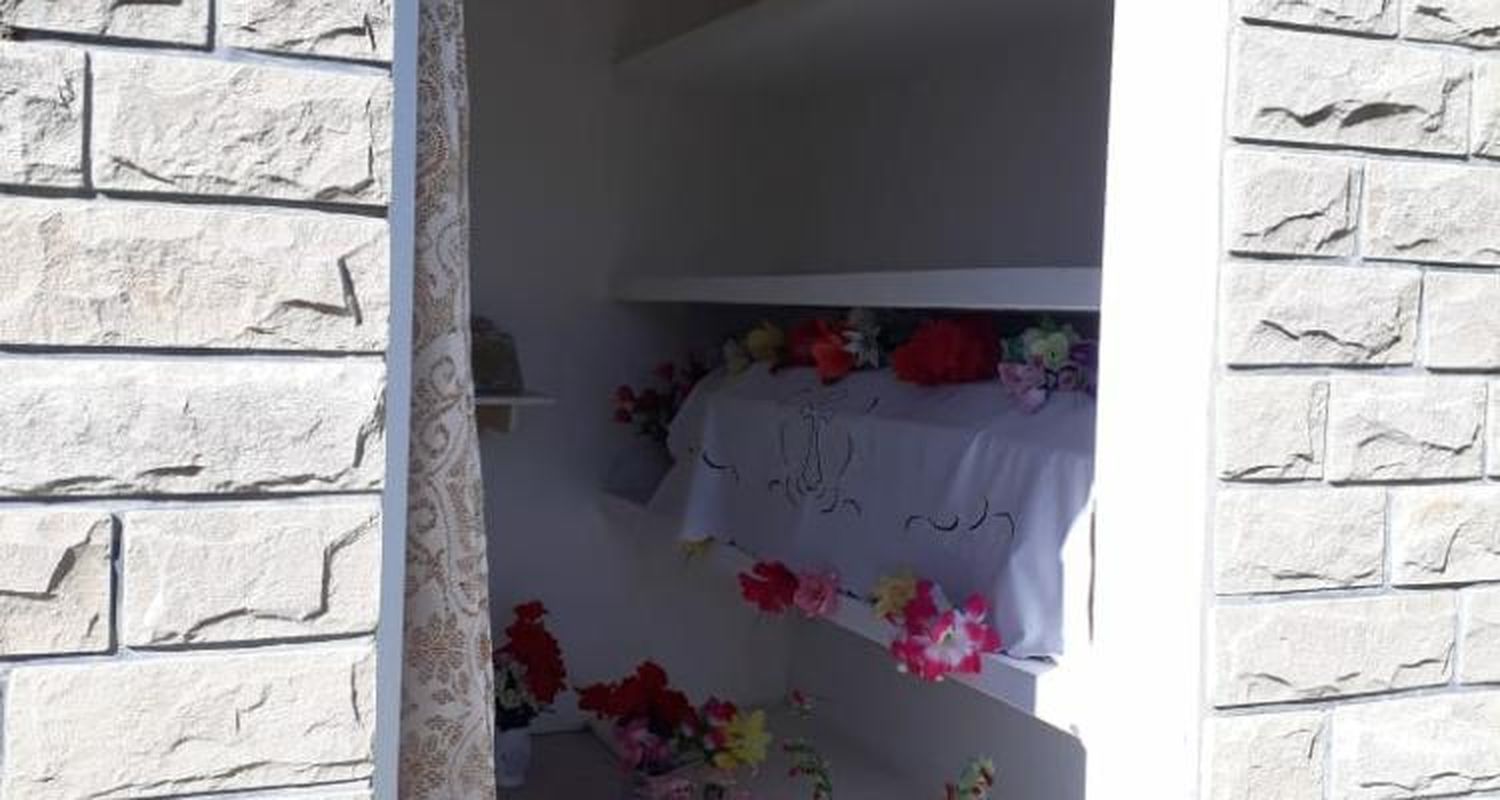 Inseguridad en el Cementerio: Les robaron la puerta de la bóveda familiar tras varios hechos de vandalismo