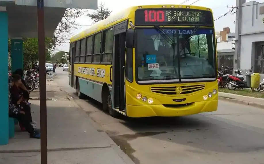 Se levantó el paro de colectivos