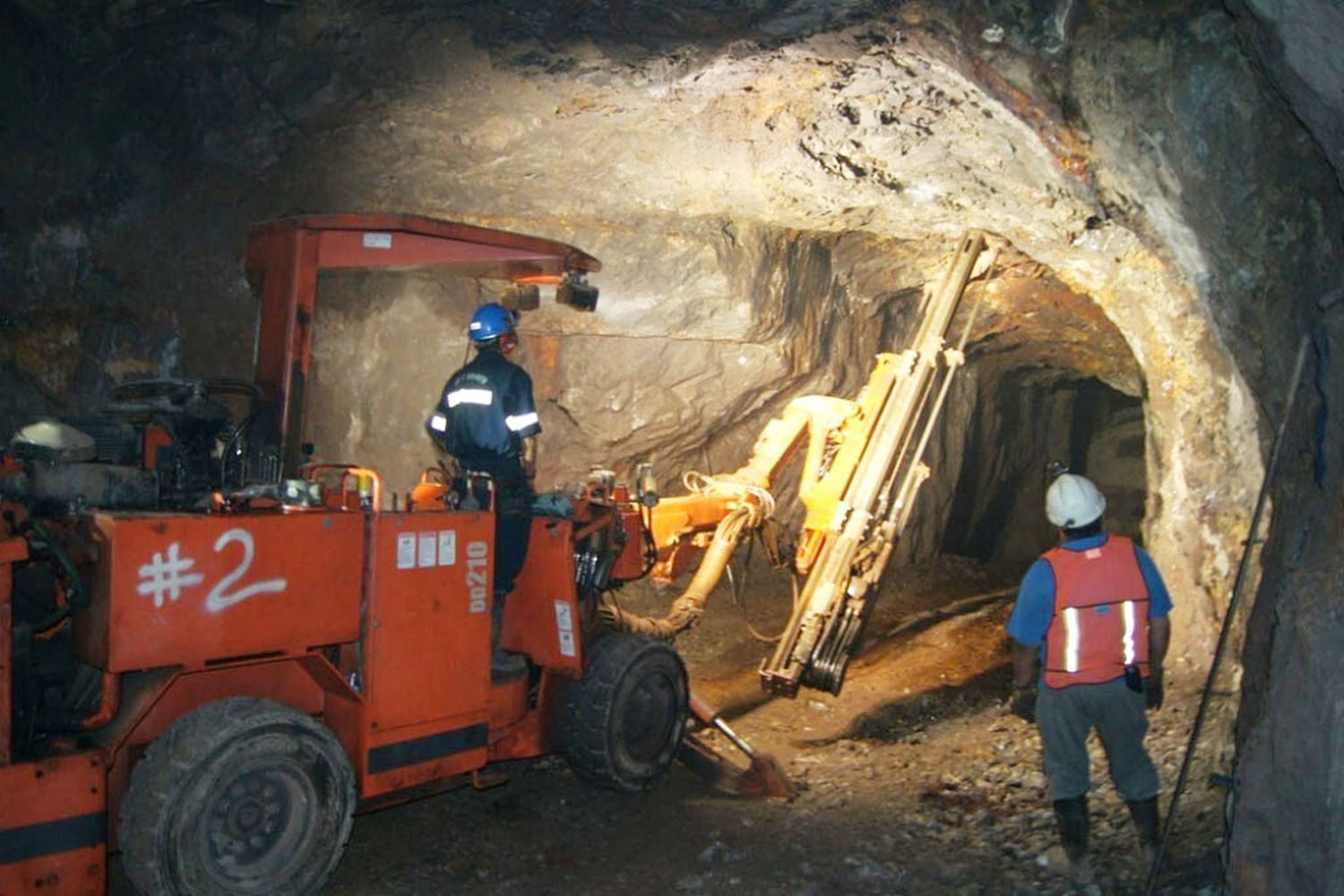 Dos gigantes mundiales de la minería se unen para explotar cobre en San Juan