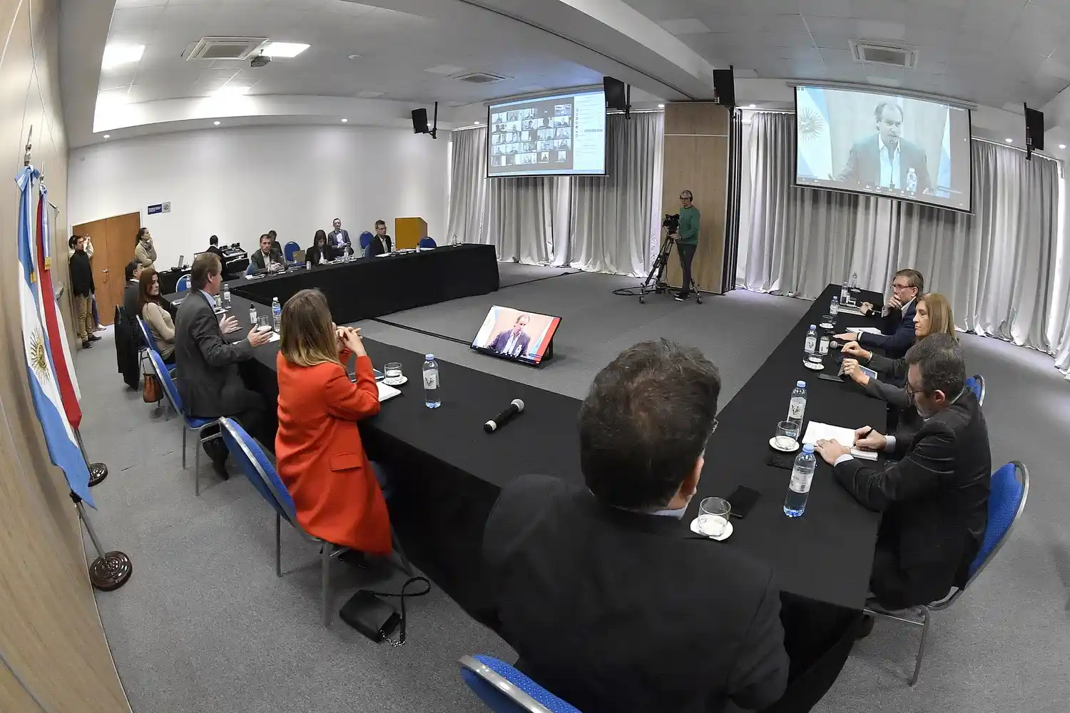 Bordet: «Sostener la situación sanitaria y las fuentes de trabajo de miles de familias entrerrianas son nuestra prioridad»