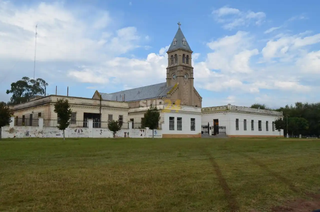 De un año sin casos a la preocupación: Aaron Castellanos oficializó los primeros contagios de COVID-19