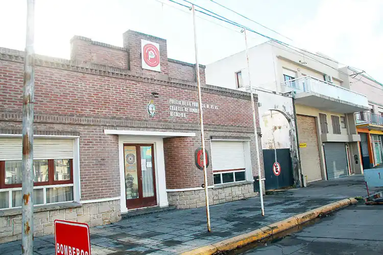 Comienzan a capacitarse los bomberos