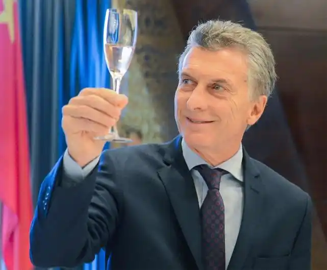 En mensaje por fin de año Macri pidió «terminar con los privilegios y los acomodos»