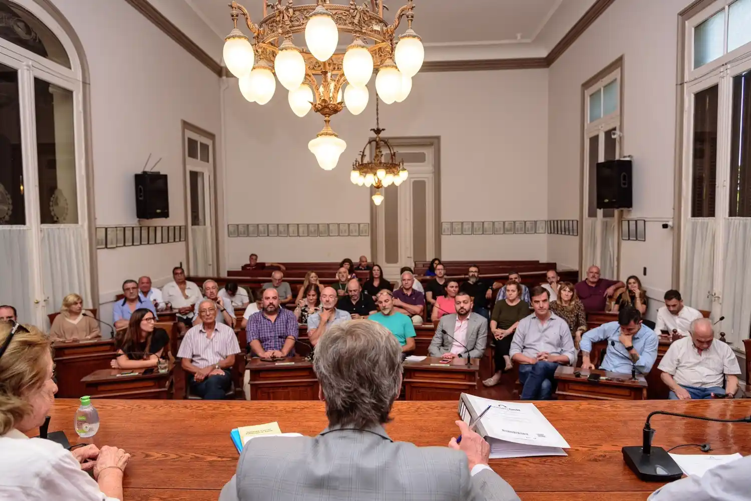 La asamblea de mayores contribuyentes convalidó el incremento de las tasas