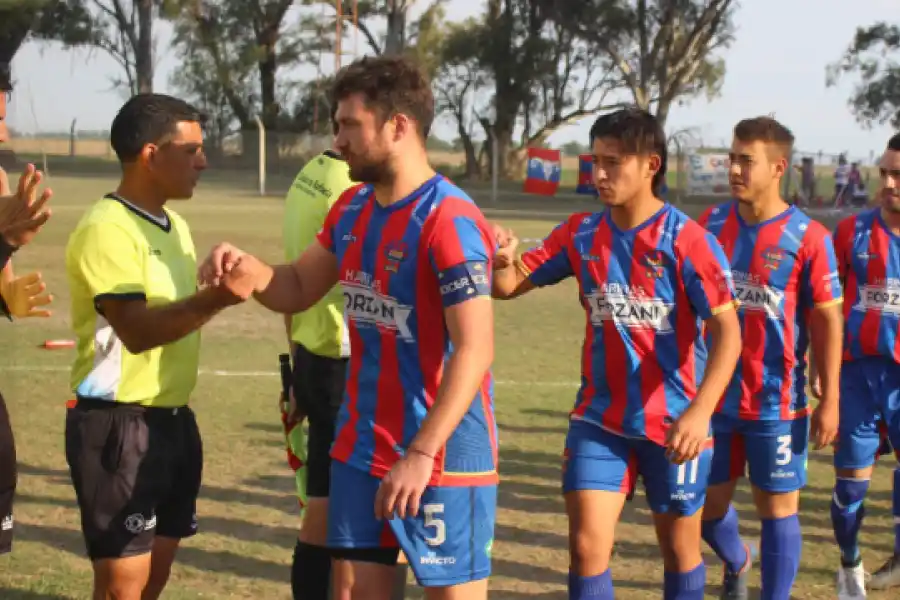 Se juegan las semifinales de la Primera B 