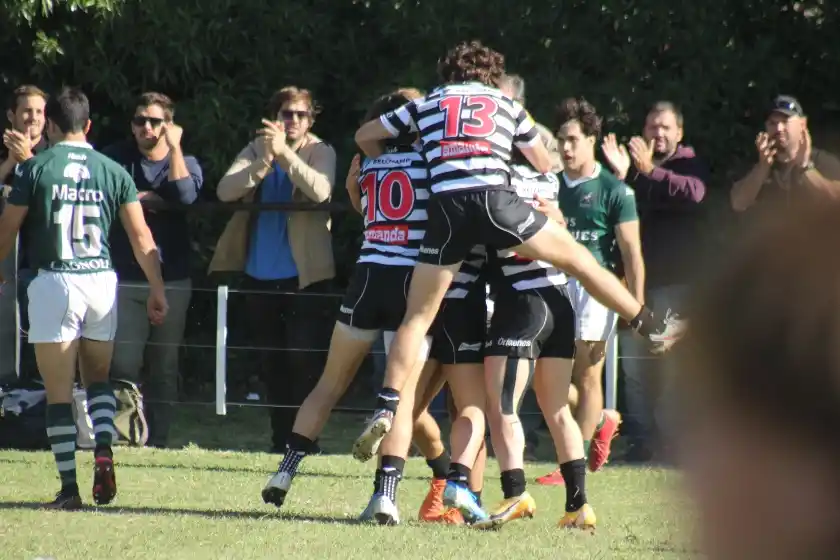 Sporting brilló en el primer tiempo y sumó su tercera victoria