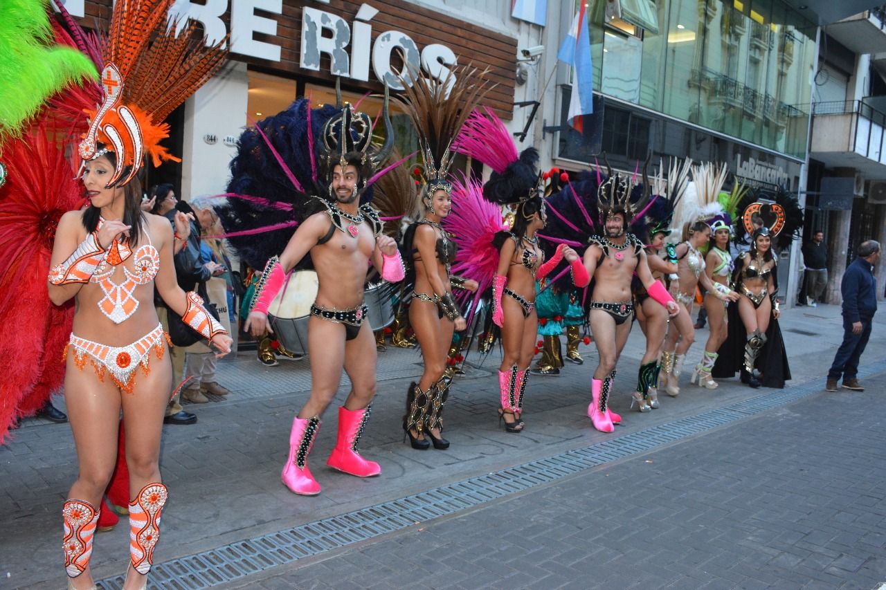 El Carnaval del País calentó el microcentro porteño y el workshop "producción+turismo"