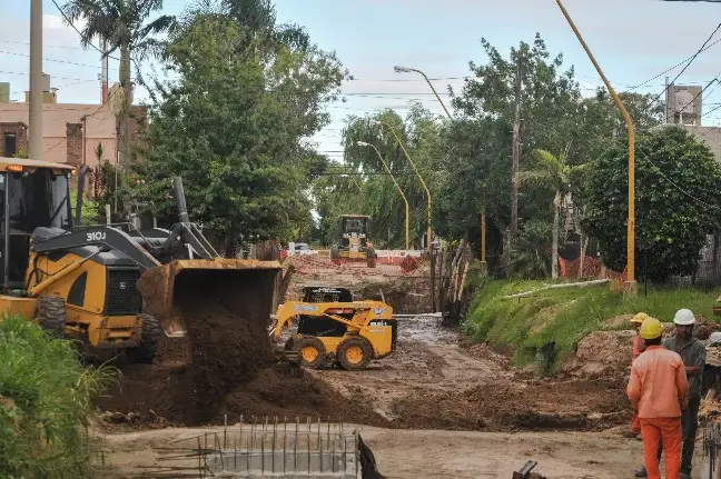 Acuerdo Capital: Corral y Lifschitz inauguran el desagüe Llerena