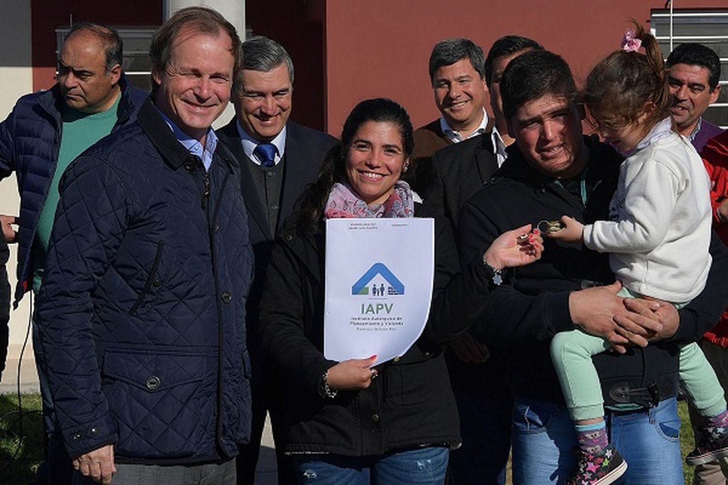Con fondos provinciales, se licitaron viviendas de madera en tres ciudades