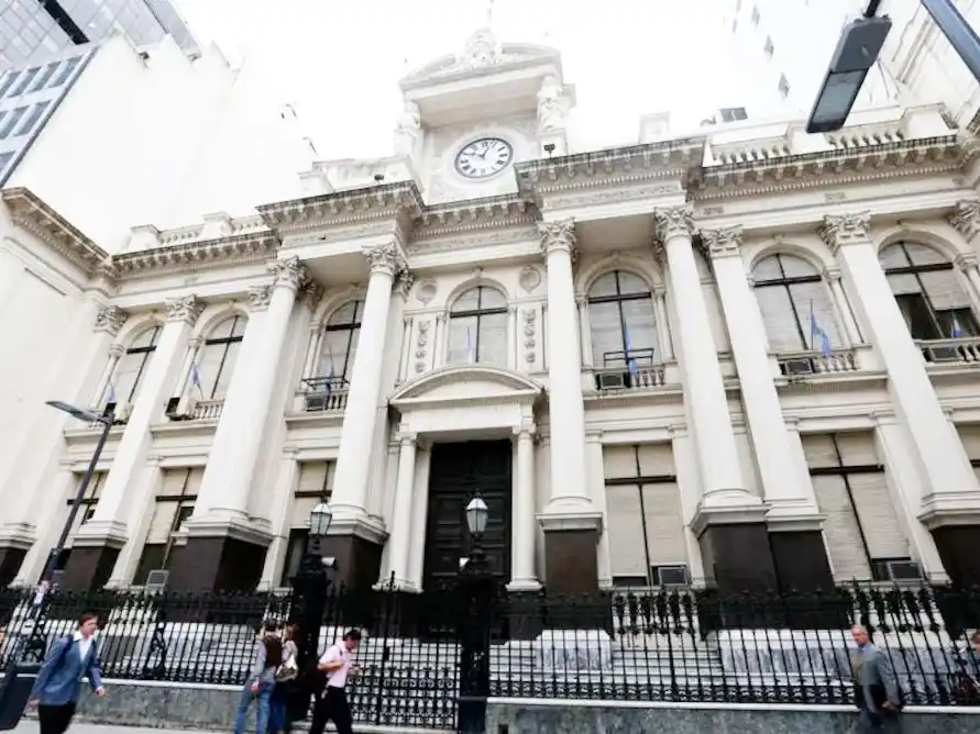 El Banco Central extendió la racha compradora y sumó más de USD 1.150 millones en enero