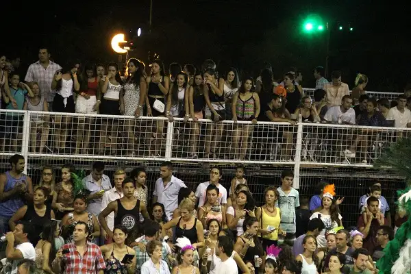 Kamarr, Ará Yeví y Marí Marí abrieron una nueva edición del Carnaval del País