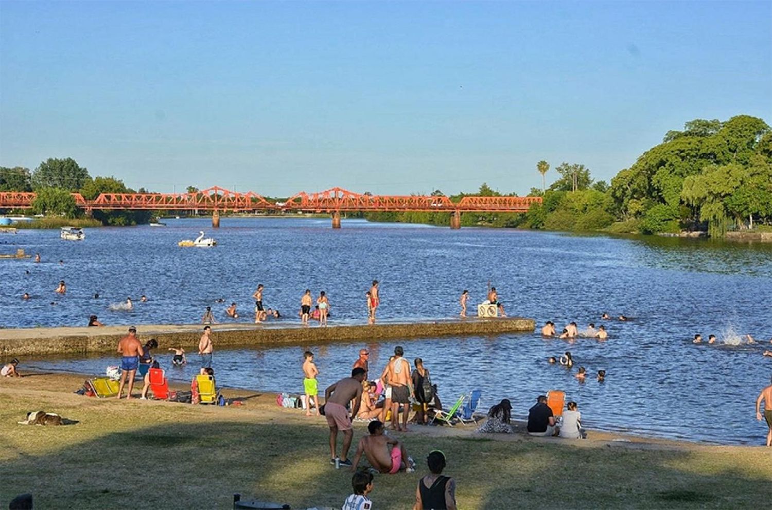 Pronostican que una ola de calor azotará a Entre Ríos: las máximas se acercarían a los 44 grados