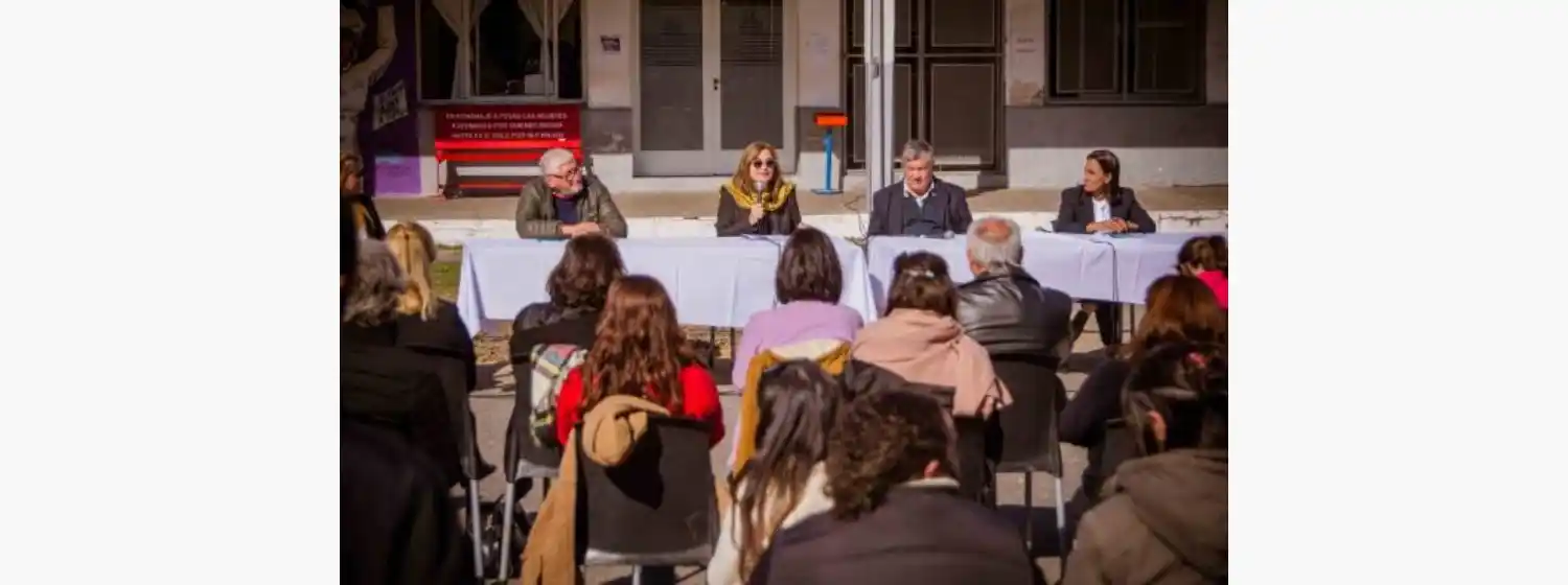 Presentación de políticas de género en el Astillero Río Santiago