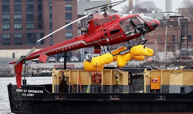 Accidente del helicóptero en Nueva York: dudan de la hipótesis del piloto