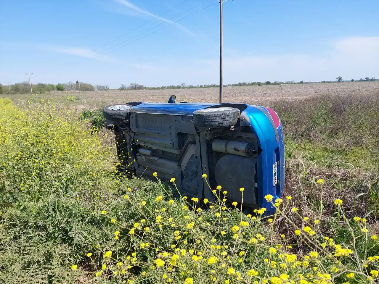 accidente choque bomberos voluntarios san vicente auto caida - 2