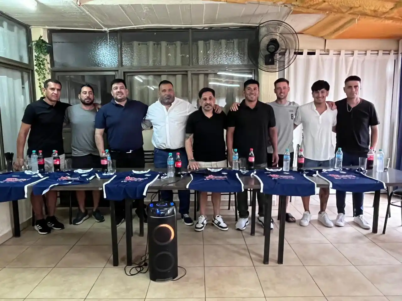 El Pulga presentó cuerpo técnico y proyecto 2026. Foto: Fabián Gallego