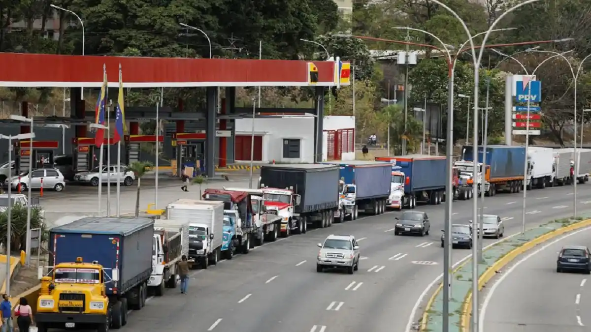 ¡CRISIS! Aumento del gasoil afecta de manera considerable el transporte pesado