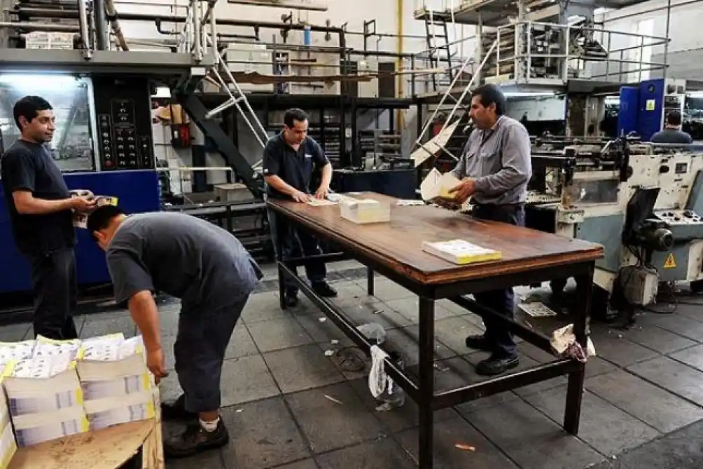 La industria pyme volvió a crecer por tercer mes consecutivo en febrero, según CAME