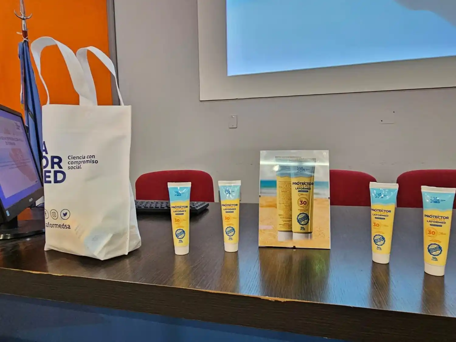 Laformed inicia la producción de protector solar gratuito