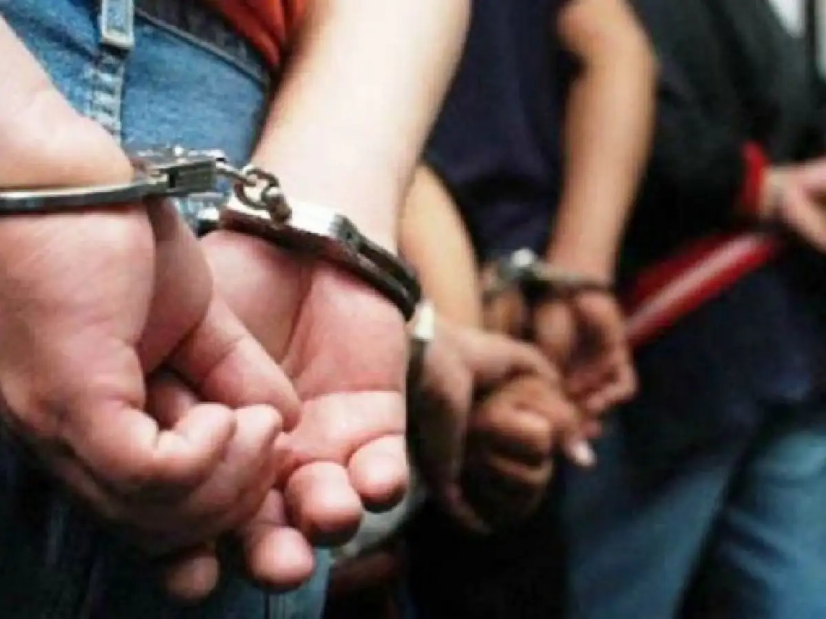 Hermanos detenidos en Brinkmann por daños y amenazas