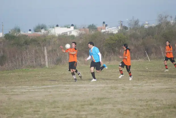 Goleadas de Merendero y San Martín 