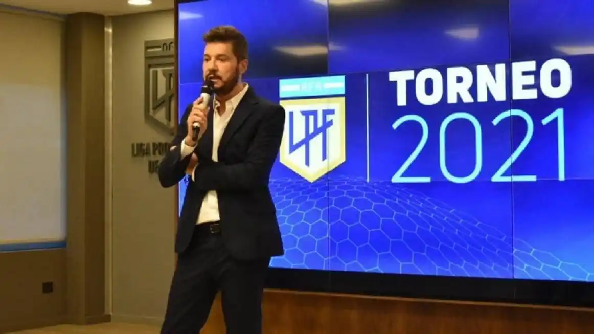 Boca sacó un comunicado y Tinelli lo desmintió con dureza: ¿Se juega el partido ante Banfield?